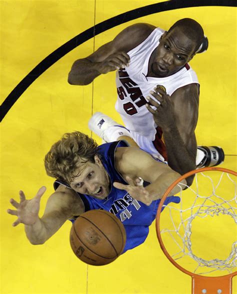 Nowitzki rallies Mavs to even series with Heat | Inquirer Sports