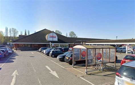 Tesco in Sidcup reopens after concern over 'unusual smell'