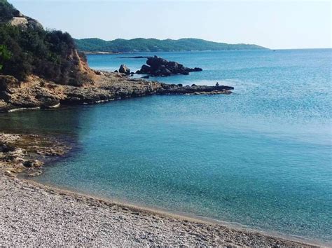 Top Beaches for families in Spetses | Kids Love Greece