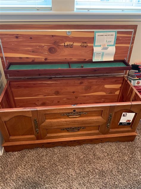 Value of a Lane Cedar Chest | ThriftyFun