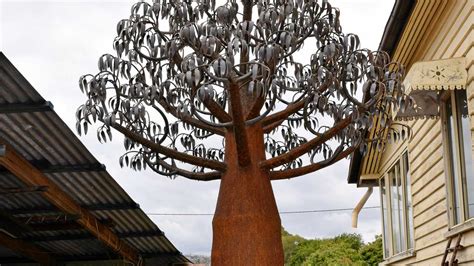 Bottle tree sculpture to enhance Biggenden street | The Courier Mail