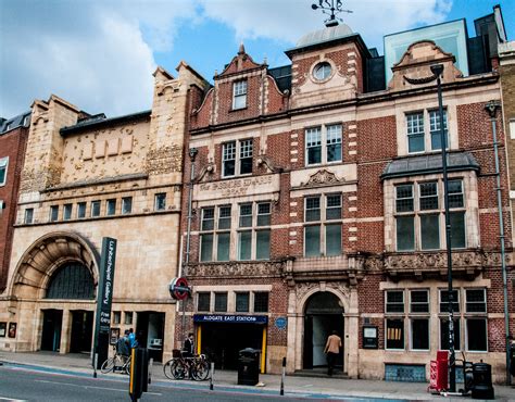 A visit to Aldgate East underground station – Symbols & Secrets