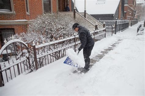 Winter Storm Jonas Updates Show A Few Locations Will Be Hit The Hardest