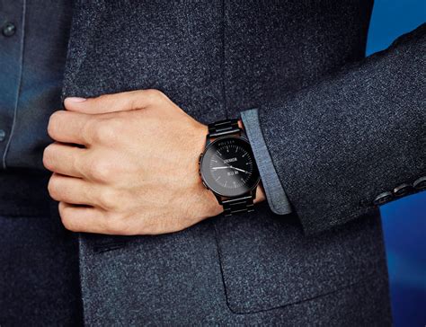 Vector Luna Smartwatch with 30-Day Battery Life » Gadget Flow