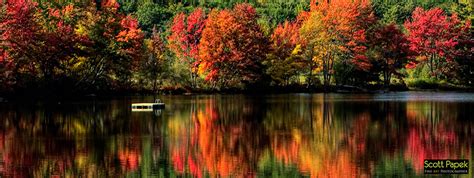 Fall colors reflecting off of a lake photography | Scott Papek