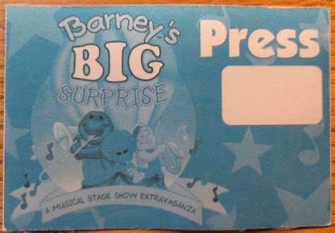 Barney Vintage 1998 Press Pass Barney's Big Suprise Musical Stage Show Perri - Other