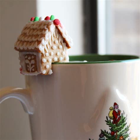 [HOMEMADE] Tiny Gingerbread House : r/food