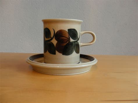 Vintage Arabia Finland Ruija coffee cup and saucer