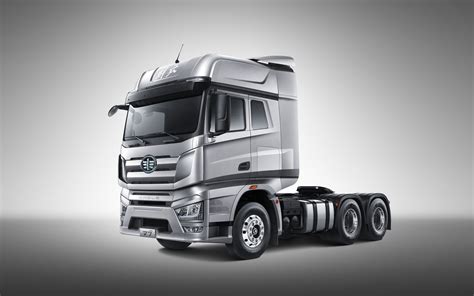 Download wallpapers FAW Jiefang J7, 2020, front view, new truck, new silver Jiefang J7, chinese ...