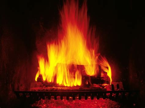 Crackling Fire - Christmas Wallpaper (2736109) - Fanpop