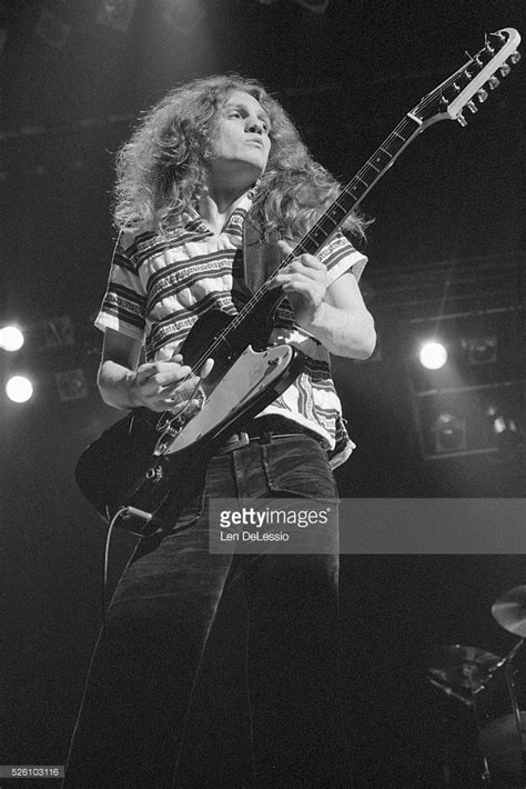 Allen Collins, of Lynyrd Skynyrd, performs at the Academy of Music,... | Allen collins, Night ...