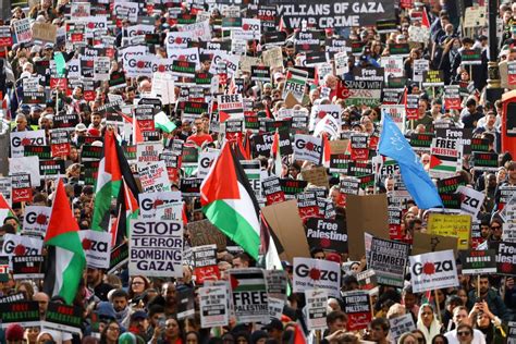 London’s ‘March For Palestine’ draws 100,000 demanding Gaza ceasefire | Israel-Palestine ...