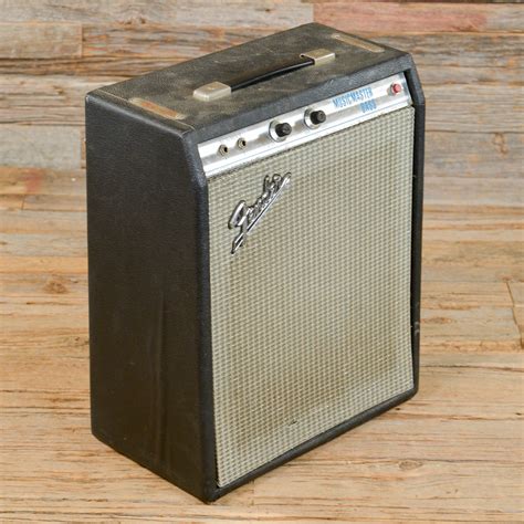 5 Vintage Bass Amps Used and Loved by Guitarists | Reverb News