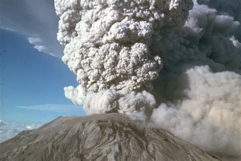 Then and Now: The Mount St. Helens Eruption, four decades later ...