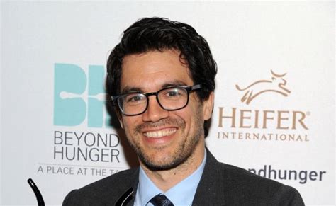 What is the Net Worth of Tai Lopez? House, Mansion, Cars, Earnings