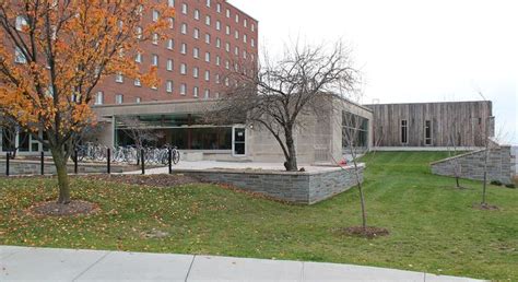 Top 10 Dorms at Syracuse University - OneClass Blog | Syracuse ...