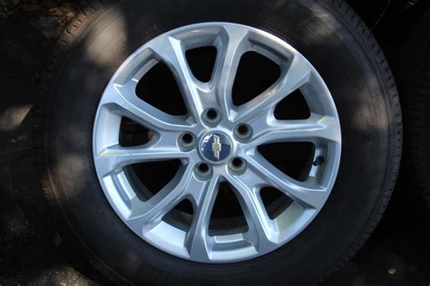 Chevy Equinox Tire Size