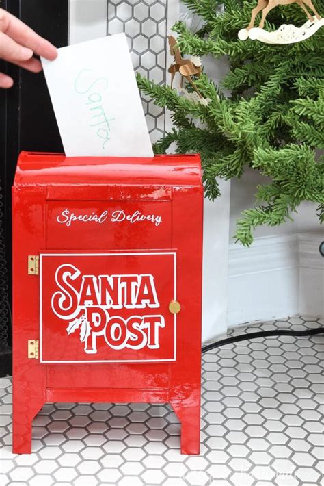 DIY Santa Mailbox from Cereal Boxes • Crafting my Home