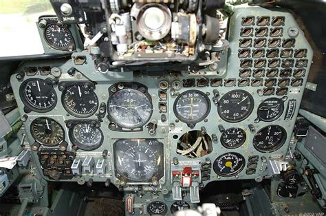 Cockpit Yak-38 | Cockpit, War, Yak