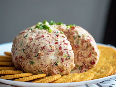 Creamed Chipped Beef Cheese Ball – 12 Tomatoes