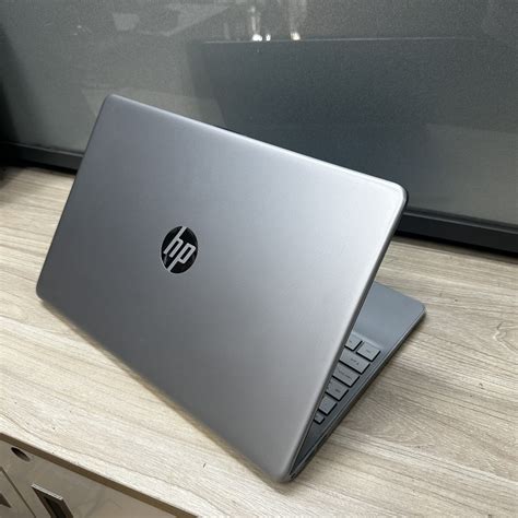 HP Laptop 15S-FQ1XXX i3 thế hệ 10 /Ram 8G/SSD 256GB/15.6" HD mạnh mẽ - 5.200.000đ | Nhật tảo