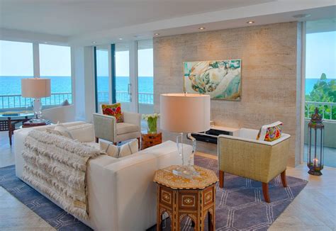 MODERN BEACH CONDO – SEAN RUSH HOME