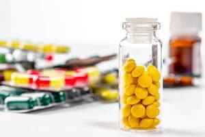 Medical background with a variety of drugs and pills - Creative Commons Bilder
