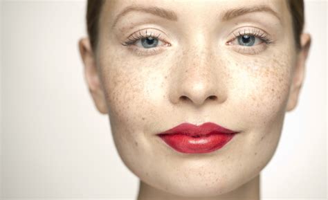 12 Essential makeup tips for pale skin