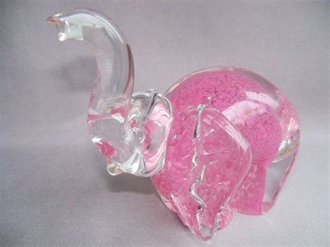 Hand Blown Art Glass Elephant Figurine | Glass elephants, Hand blown, Hand blown glass