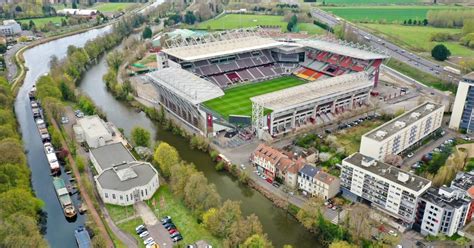 Accompagnement à la création de nouvelles tribunes pour le FC Metz | Socotec.fr