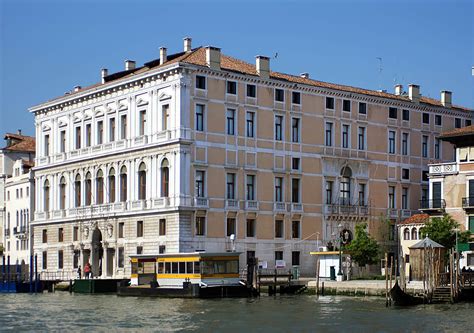 Palazzo Grassi | Palazzo Pianca Venice