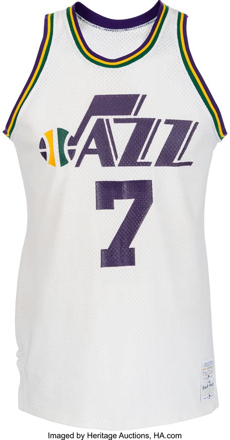 1975-76 "Pistol Pete" Maravich Game Worn New Orleans Jazz Jersey | Lot #82970 | Heritage Auctions