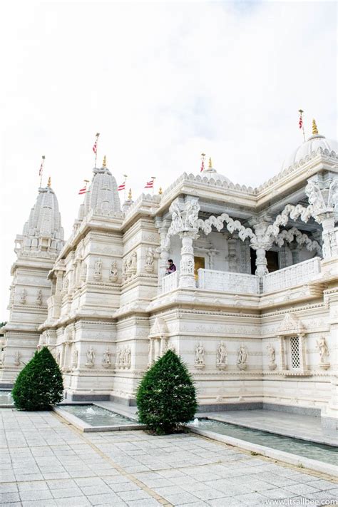 London Neasden Temple - You Wont Believe This Beautiful Temple Is In London | ItsAllBee | Solo ...