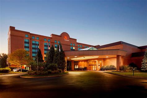 HARTFORD/WINDSOR MARRIOTT AIRPORT - Updated 2021 Prices, Hotel Reviews ...