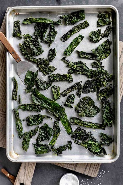 Crispy Lacinato Kale Chips - Healthy Seasonal Recipes