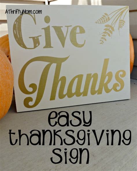 Easy Thanksgiving Sign #Fall #DIY – A Thrifty Mom