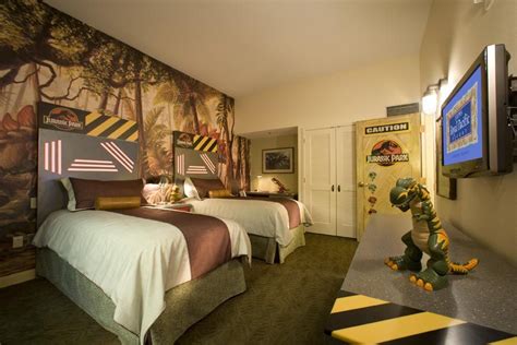 Jurassic Park Suite Loews Royal Pacific Resort Universal Studios Florida | Themed hotel rooms ...