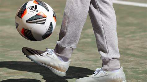 Soccer Ball Sizes: What Size Do I Need