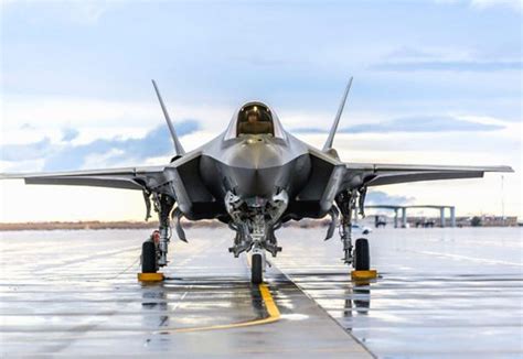 The-F-35-Lightning-II-Joint-Strike-Fighter | Military Machine