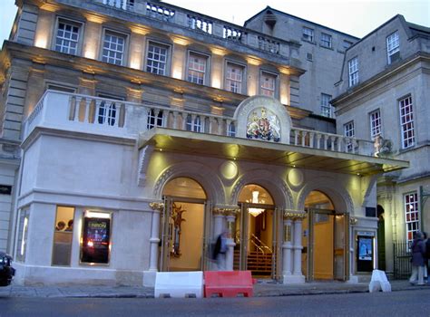 Theatre Royal, Bath © Neil Owen cc-by-sa/2.0 :: Geograph Britain and ...