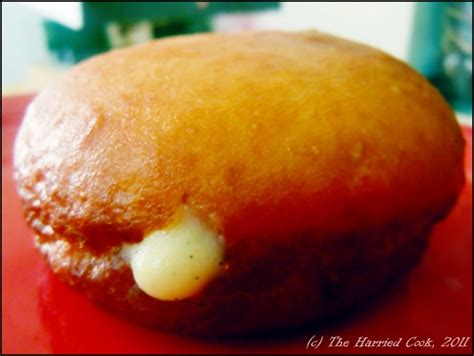 The Harried Cook: Filled Doughnuts