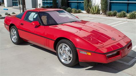 Like-New 1990 Chevrolet Corvette ZR-1 Has Just 450 Miles