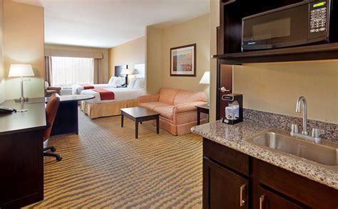 HOLIDAY INN EXPRESS & SUITES GALLUP EAST, AN IHG HOTEL $124 ($̶1̶3̶8̶) - Updated 2023 Prices ...