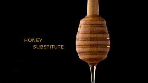 4 Best Honey Substitutes (Updated 2024)