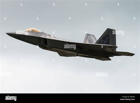 F22 raptor cockpit hi-res stock photography and images - Alamy