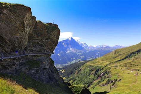 How to Visit First Cliff Walk in Grindelwald