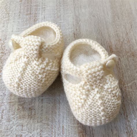 Baby Booties knitting project by Little French Knits | LoveKnitting
