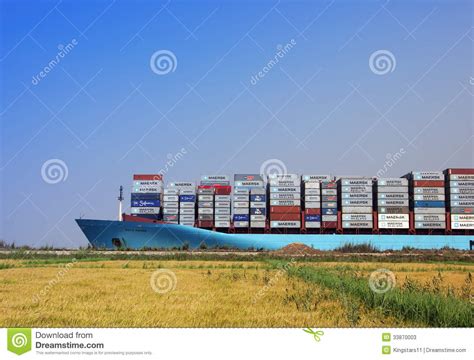 Container ship editorial stock photo. Image of business - 33870003
