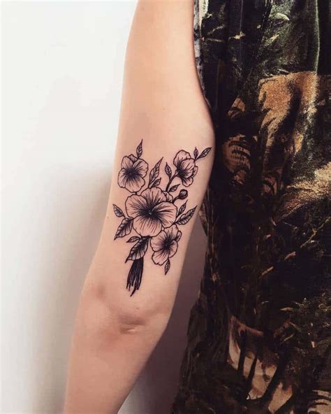 18 Beautiful Violet Tattoo Designs and Ideas – TattooAdore | Tattoo Ideas | Tattoo Photography ...