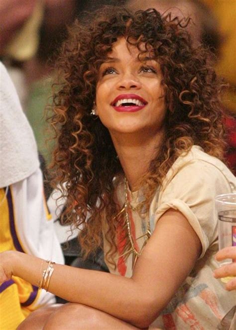 Rihanna | Rihanna curly hair, Rihanna hairstyles, Beautiful curly hair